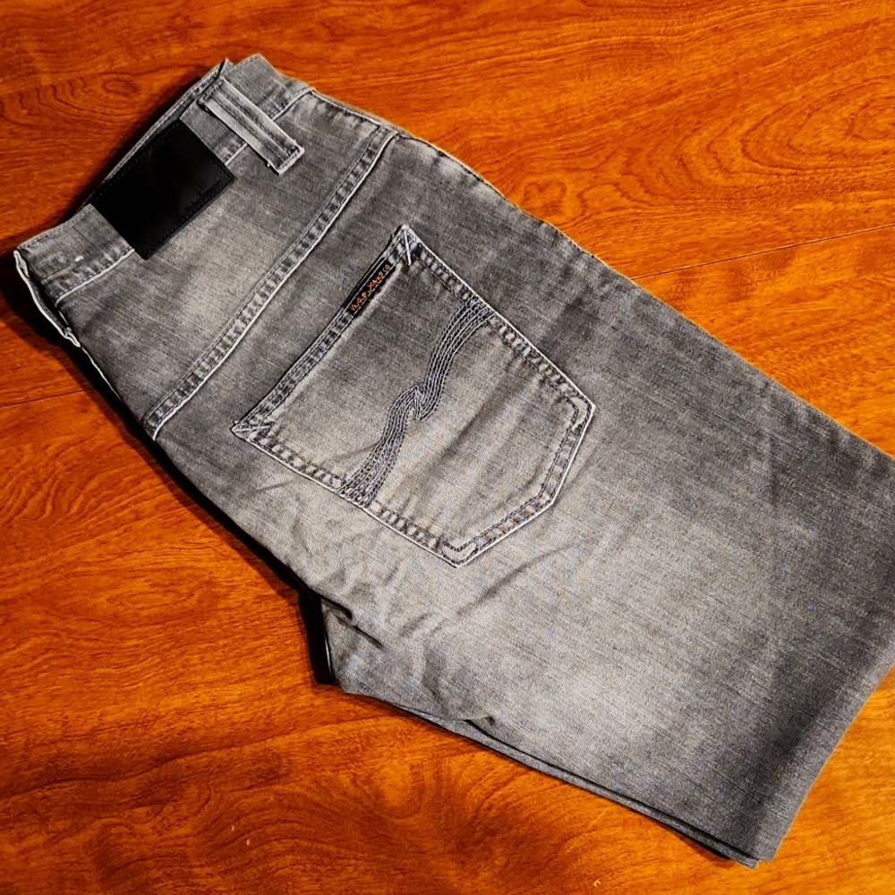 Nudie Jean's. Dark Pavement. Thinn Finn. 31x32